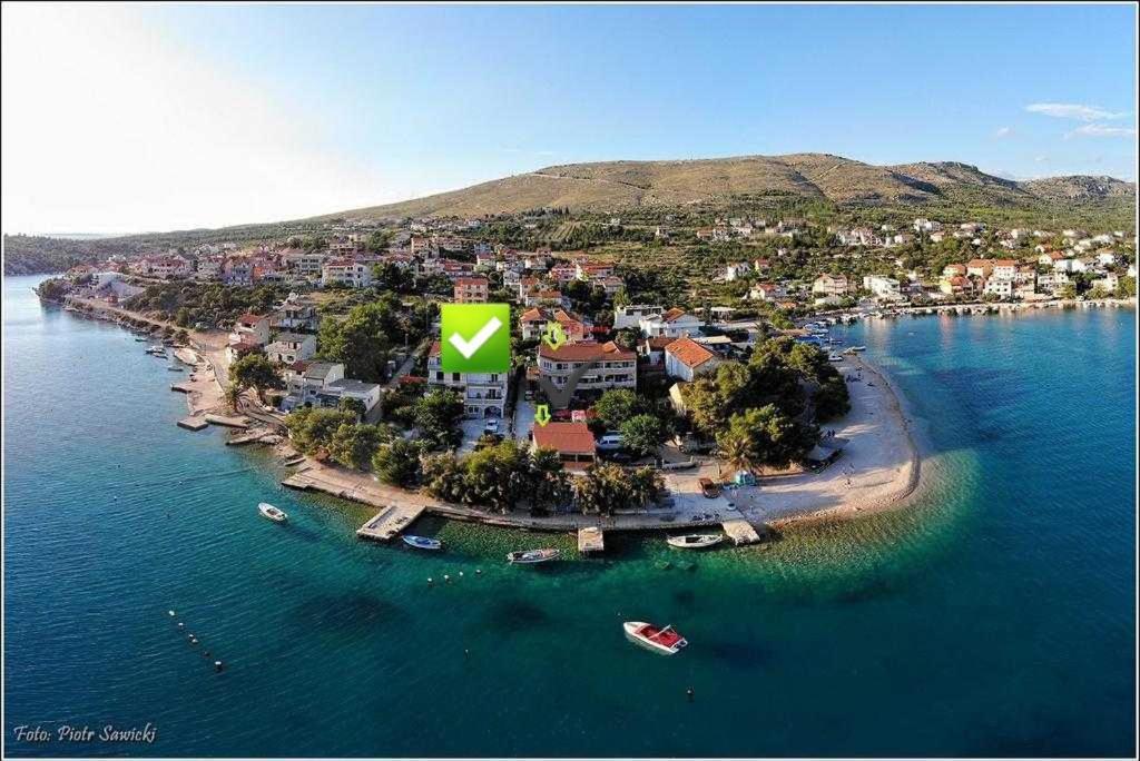 Open Sea Apartmani Grebastica Ngoại thất bức ảnh