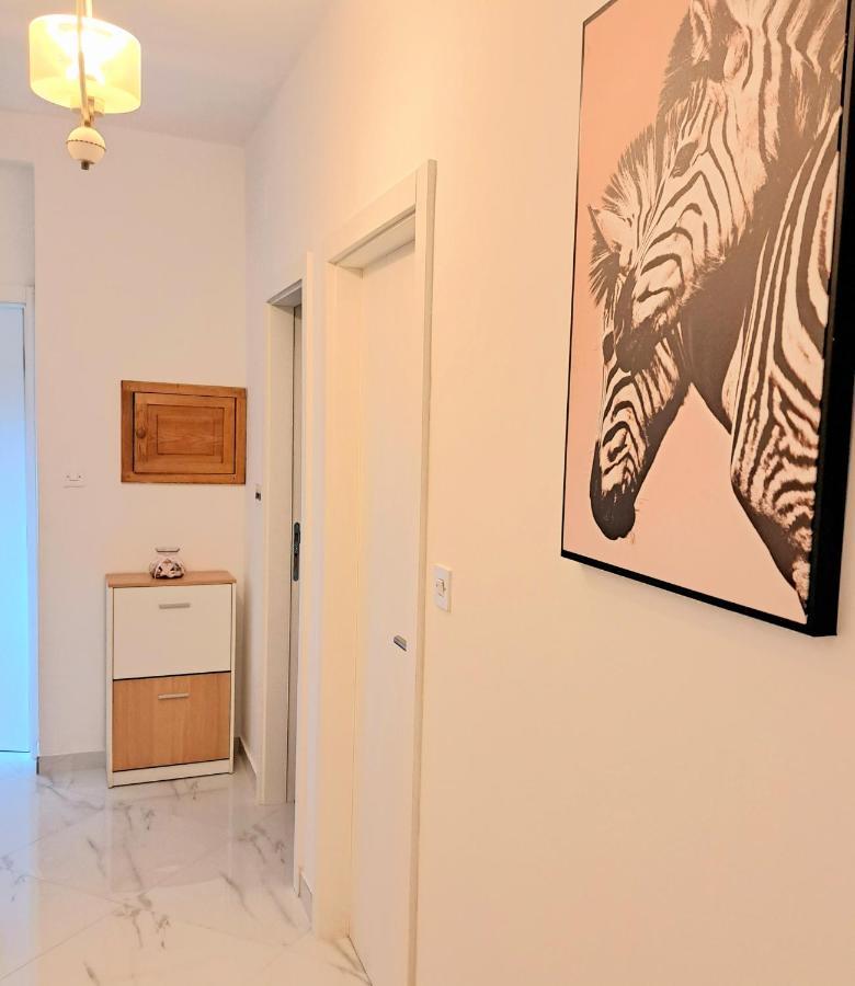 Open Sea Apartmani Grebastica Ngoại thất bức ảnh