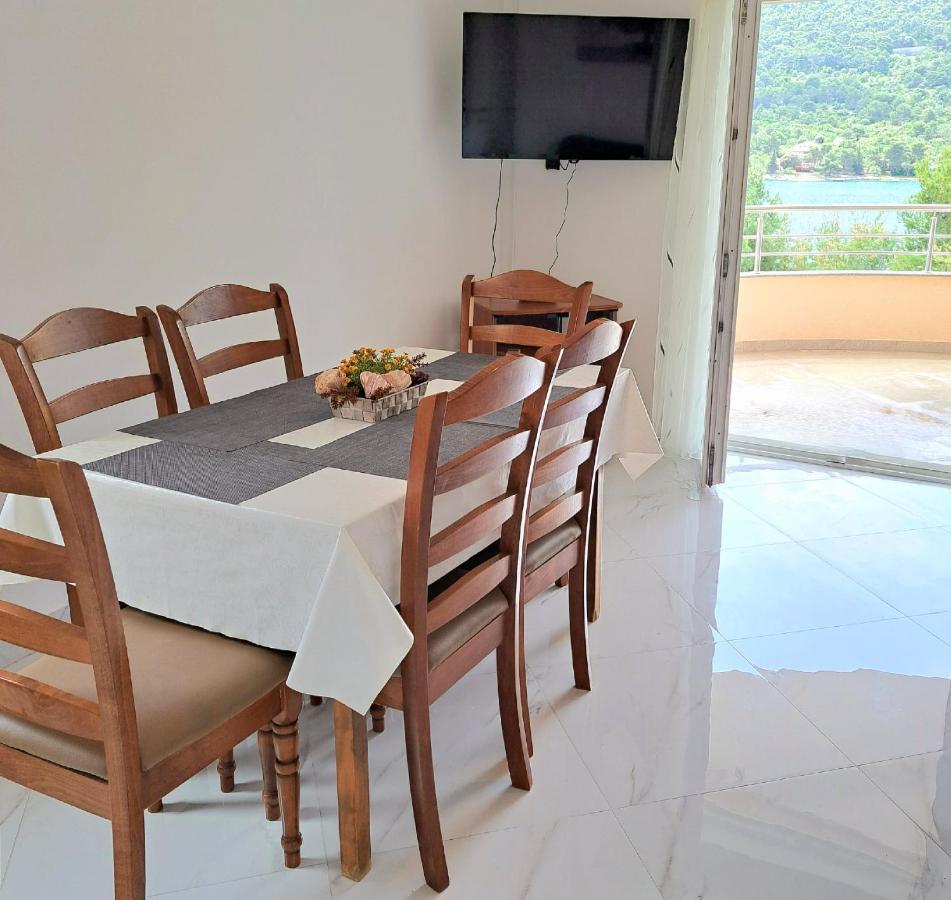 Open Sea Apartmani Grebastica Ngoại thất bức ảnh