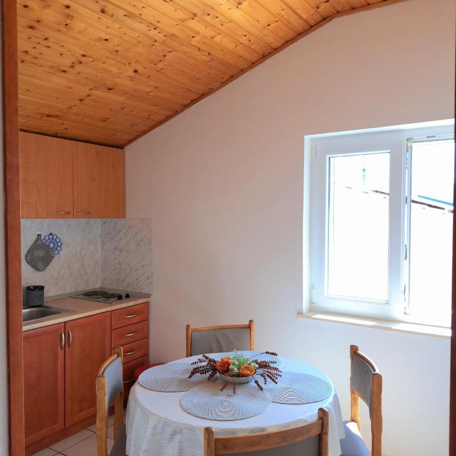 Open Sea Apartmani Grebastica Ngoại thất bức ảnh