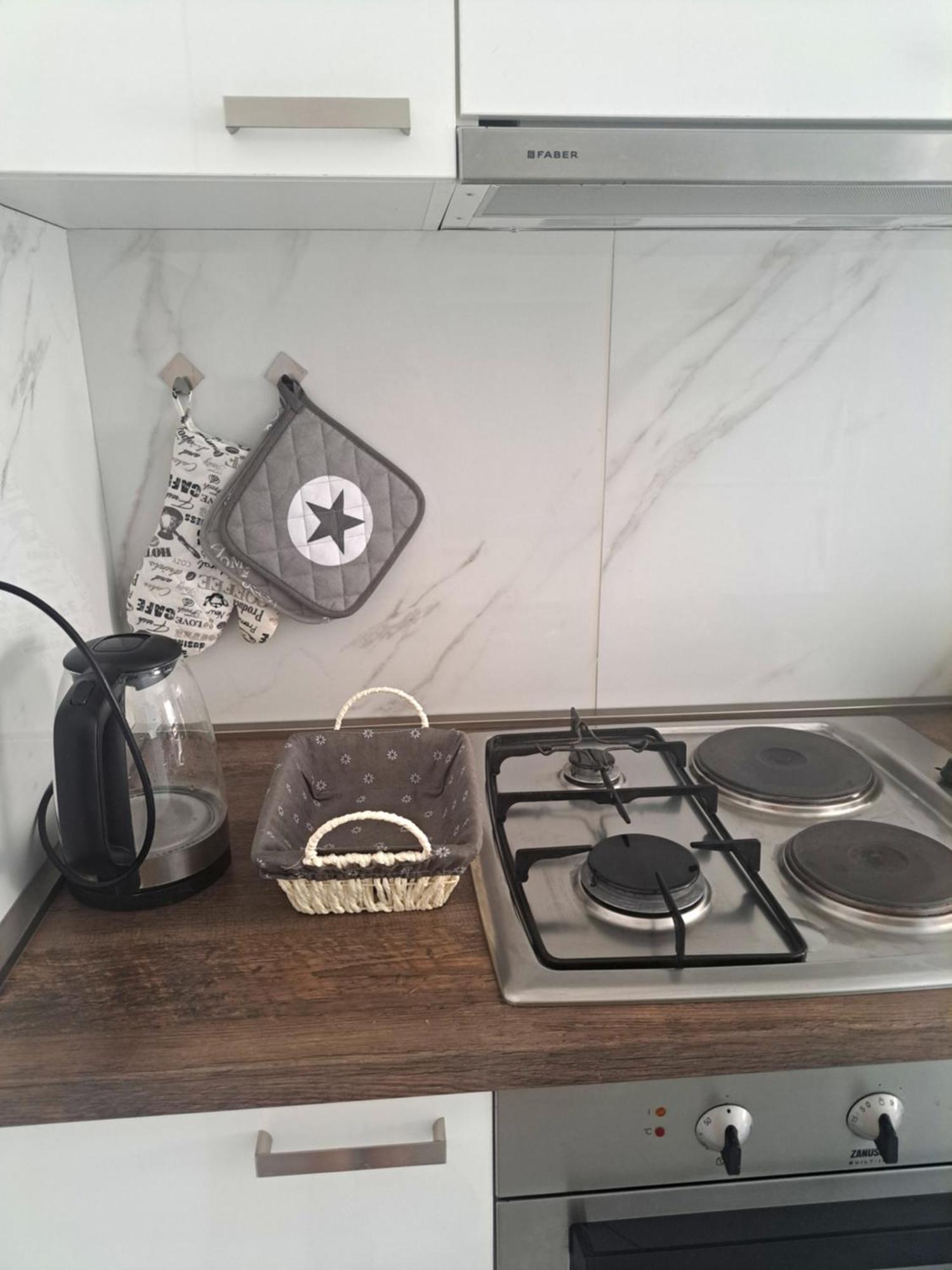 Open Sea Apartmani Grebastica Phòng bức ảnh